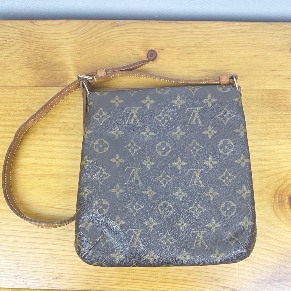 Louis Vuitton Monogram Musette Salsa Short Shoulder Bag - Picture 14 of 15